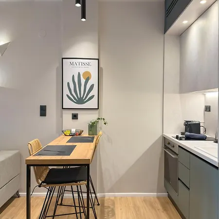 Liv Luxury Center 7d Apartman Szaloniki