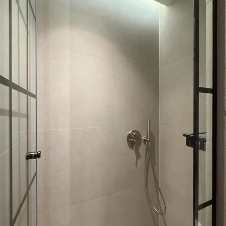 Liv Luxury Center 7d