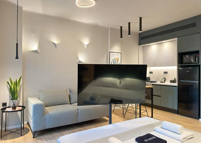 Liv Luxury Center 7d *