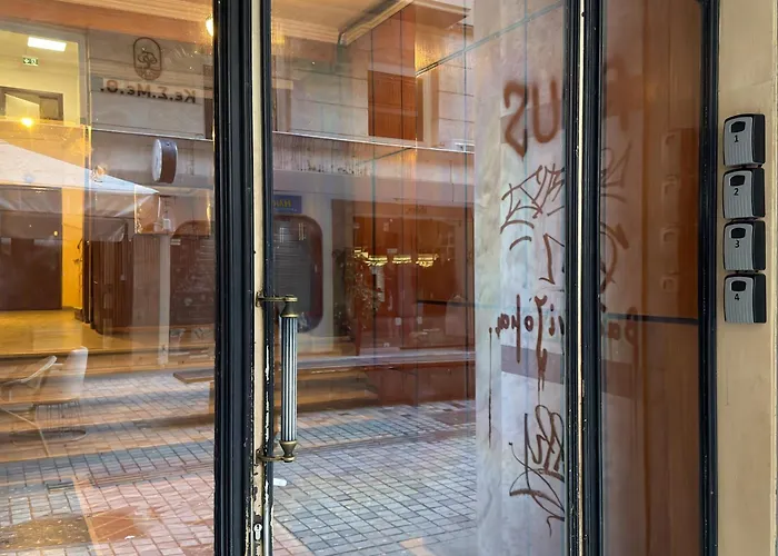 Liv Luxury Center 7d דירה *