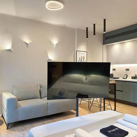 Liv Luxury Center 7d *